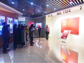 艺术设计学院教师赴“不忘初心、牢记使命”主题教育展馆参观并开展文化艺术交流活动